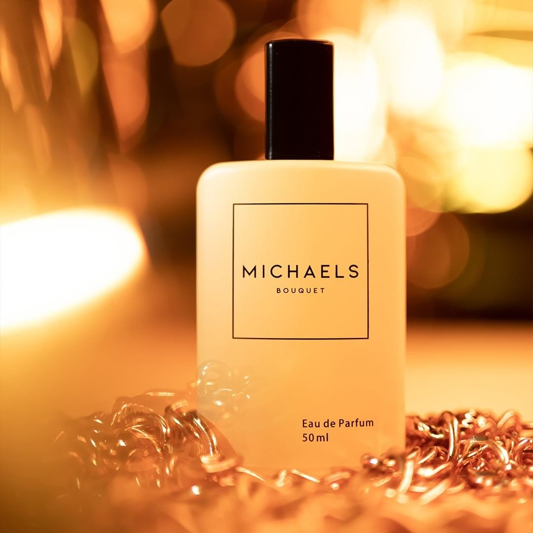 WOMEN FRUITY PERFUMES