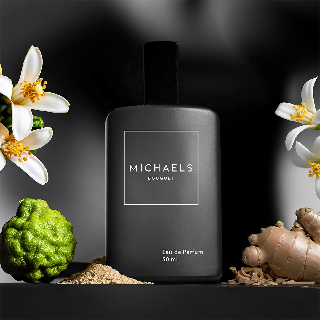 MEN WOODY SPICY PERFUMES