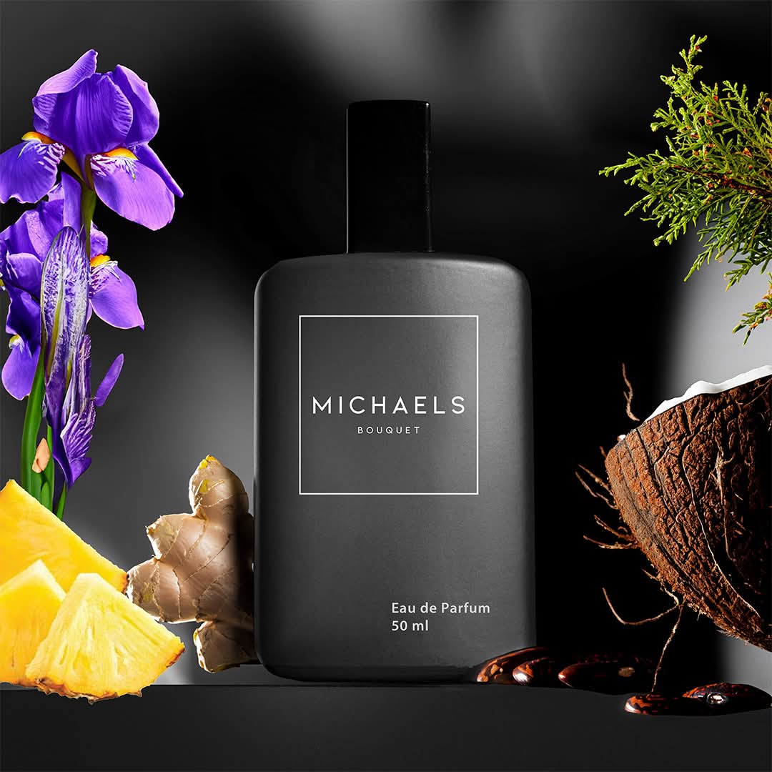 MEN WOODY AROMATIC PERFUMES